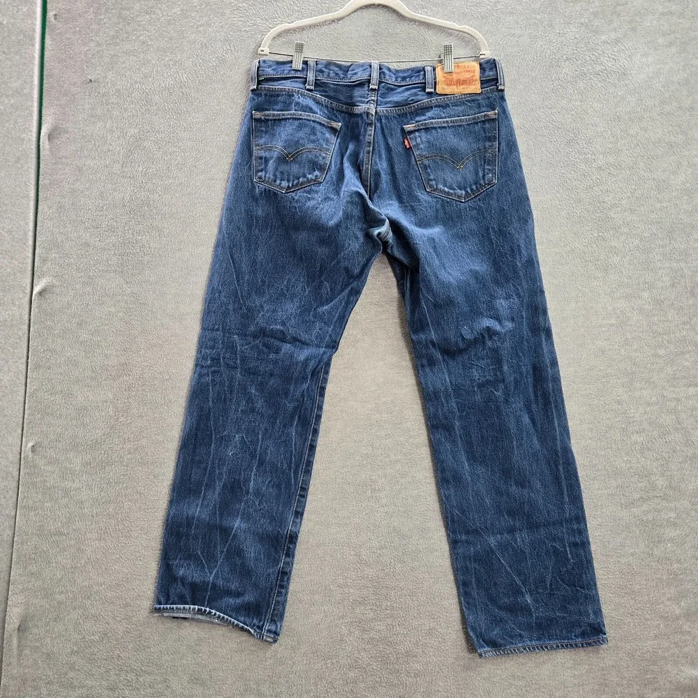 Levis *please carefully